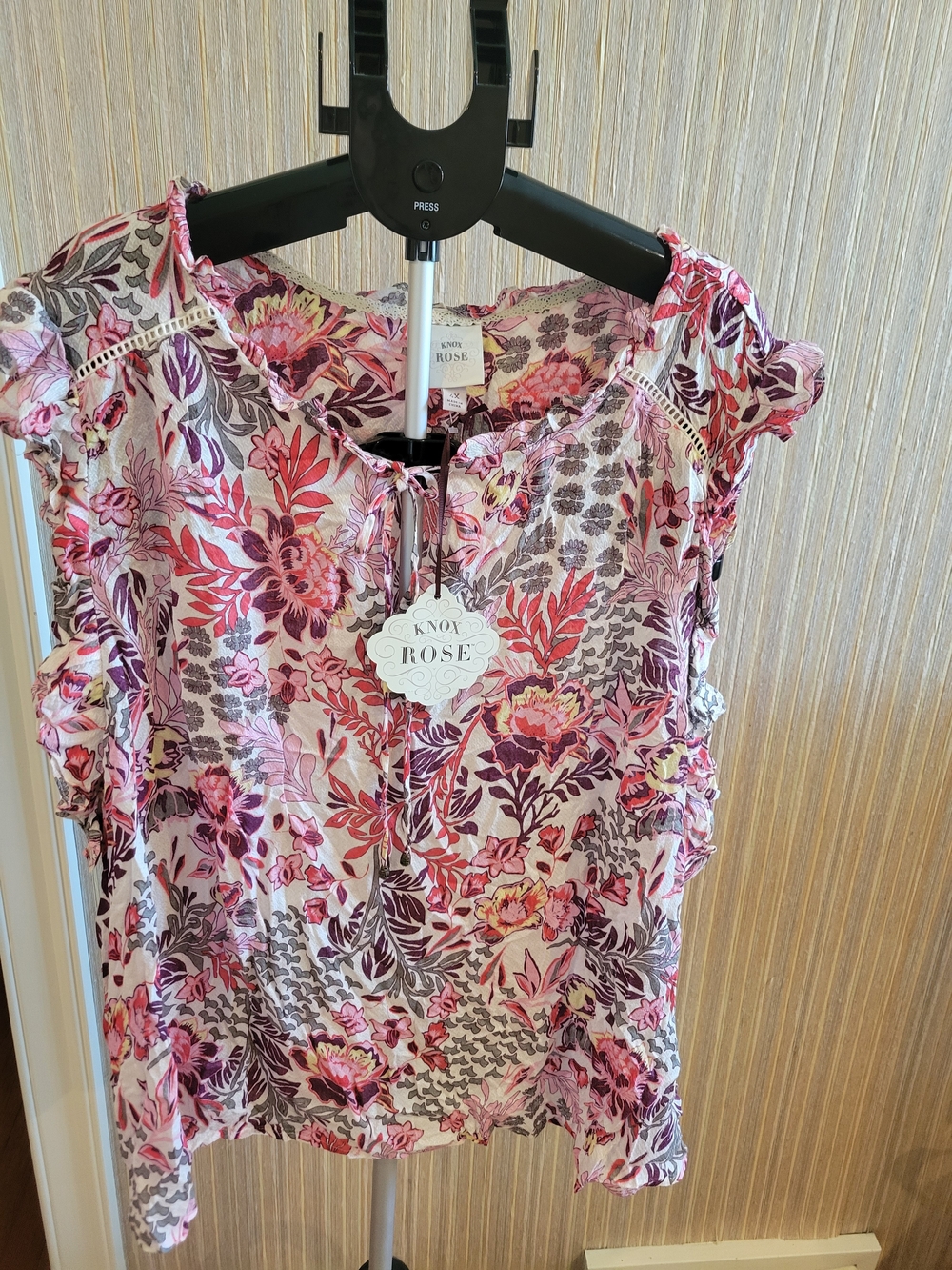 Knox Rose Floral Ruffle Sleeveless Top - Pink & Purple NWT 4X